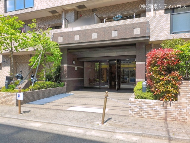 東京都調布市多摩川５丁目のマンション『調布多摩川サニーコート』外観写真 2026年4月19日撮影
