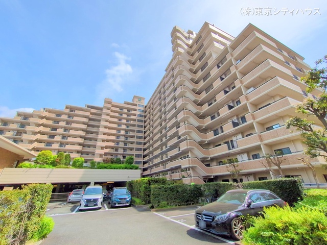 東京都調布市国領町３丁目のマンション『ルネ調布国領モア・クレスト』外観写真 2025年4月21日撮影