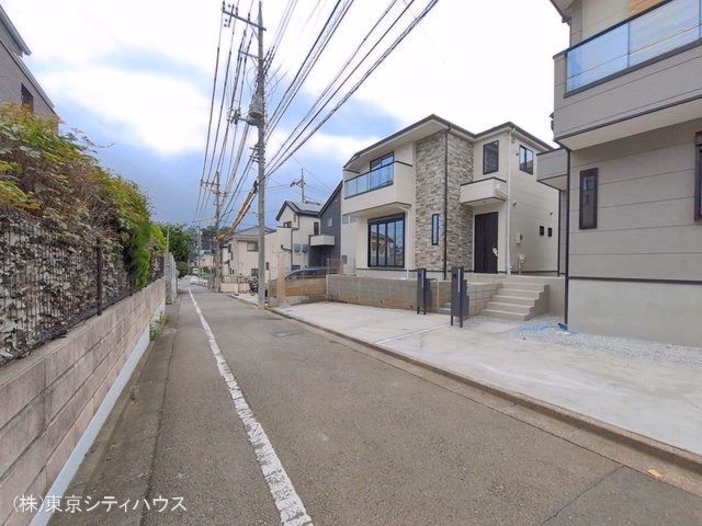 調布市東つつじケ丘2丁目（戸建）02 完成