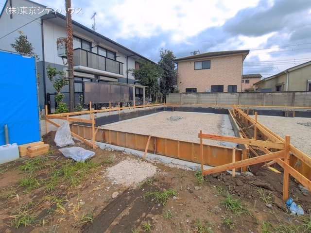 新築戸建て 三鷹市大沢3丁目1396番 B号棟 基礎