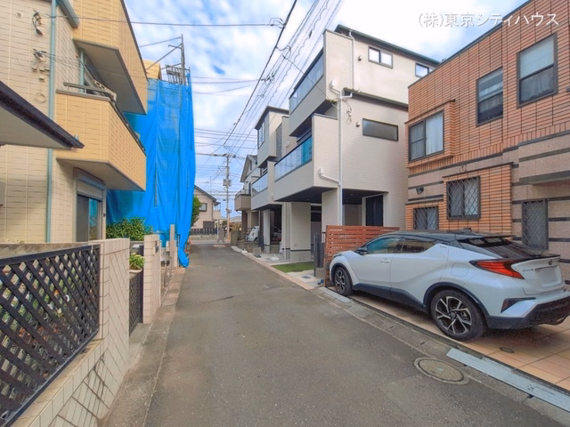 狛江市和泉本町3丁目(戸建)01 完成