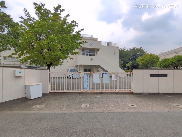 狛江市立狛江第一中学校