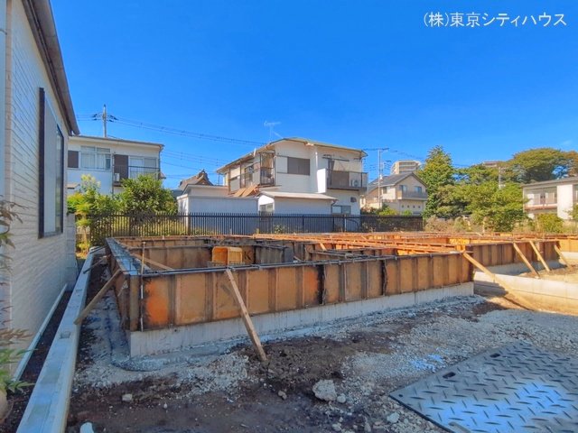 新築戸建て 調布市西つつじヶ丘2期 3号棟 基礎