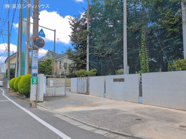 三鷹市立第三中学校