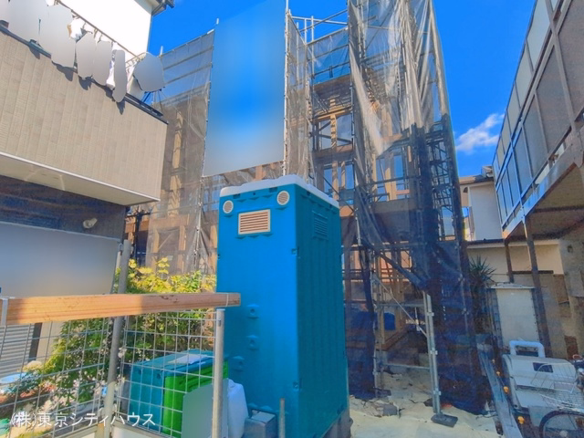新築戸建て 三鷹市中原129　1棟 1号棟 上棟