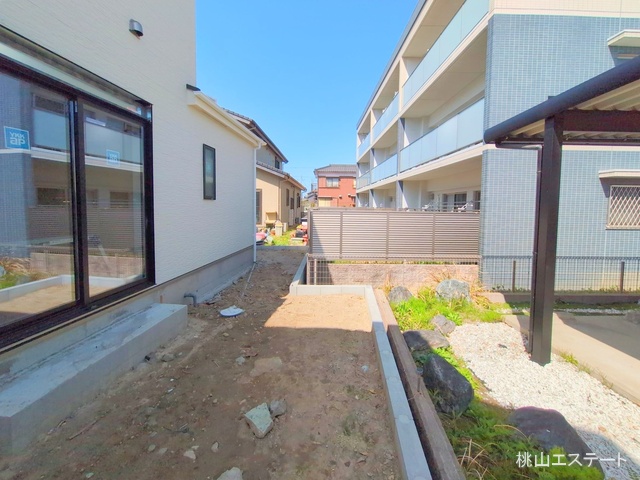 愛知県名古屋市港区東茶屋１丁目の新築戸建て外構写真 2025年4月8日撮影