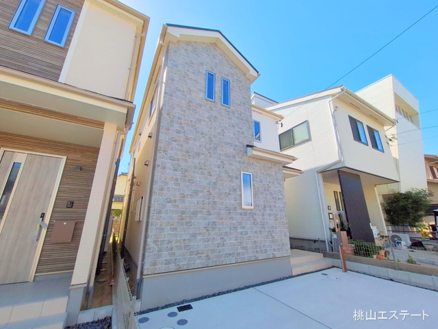 愛知県名古屋市名東区香流1丁目の新築戸建て完成写真 2025年10月8日撮影