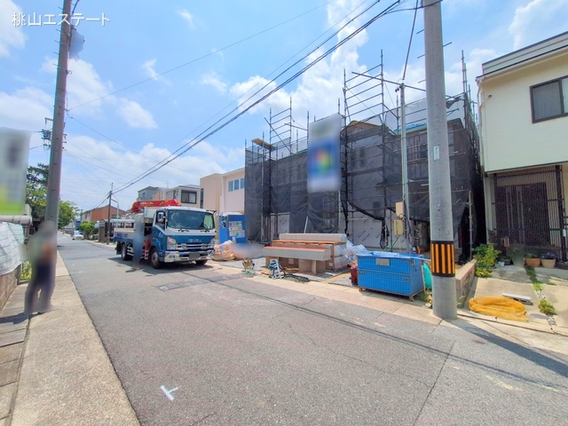 愛知県名古屋市名東区香流1丁目の新築戸建てシート写真 2025年7月14日撮影