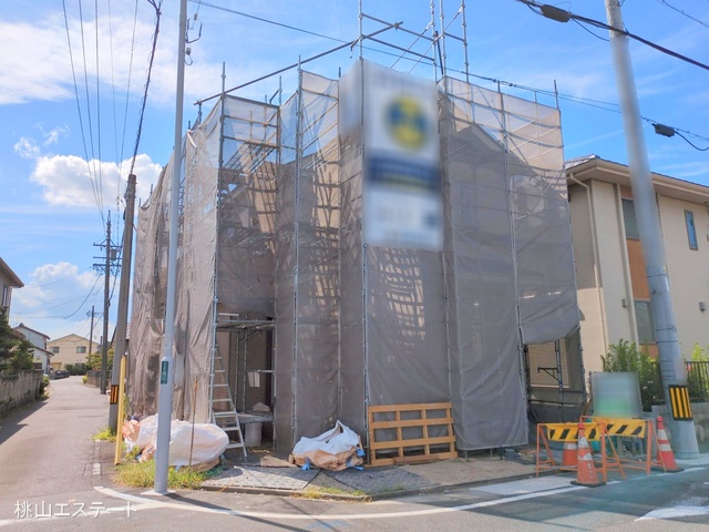 愛知県名古屋市中川区服部４丁目の新築戸建てシート写真 2025年8月6日撮影