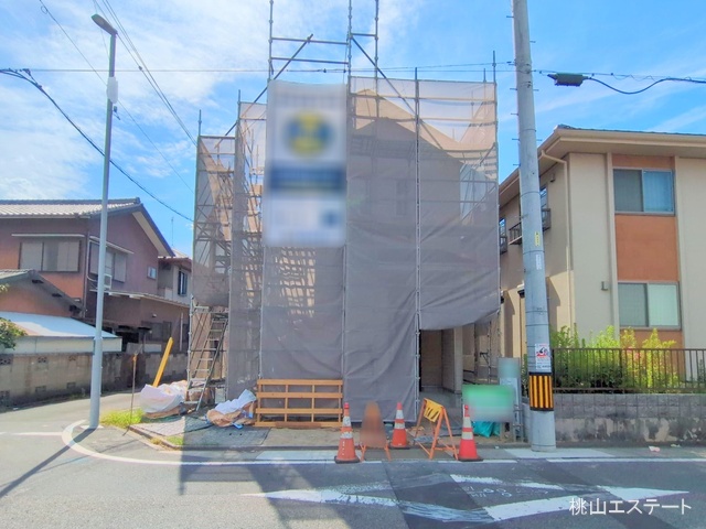 愛知県名古屋市中川区服部４丁目の新築戸建てシート写真 2025年8月6日撮影