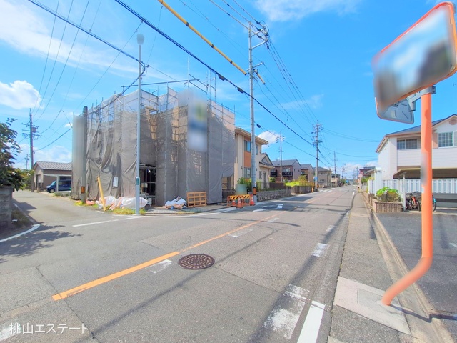 愛知県名古屋市中川区服部４丁目の新築戸建てシート写真 2025年8月6日撮影