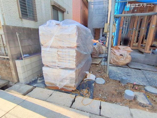 愛知県名古屋市天白区塩釜口２丁目の新築戸建てシート写真 2025年3月6日撮影