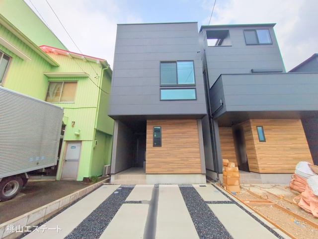 愛知県名古屋市中村区宿跡町3丁目の新築戸建て完成写真 2025年8月25日撮影