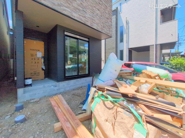 愛知県名古屋市瑞穂区松月町3丁目の新築戸建て外構写真 2025年8月5日撮影