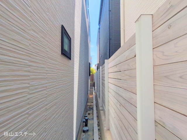 愛知県名古屋市瑞穂区松月町3丁目の新築戸建て外構写真 2025年8月5日撮影