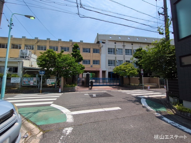 名古屋市立汐路小学校 距離230m