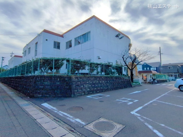 日高乳児園　距離440m