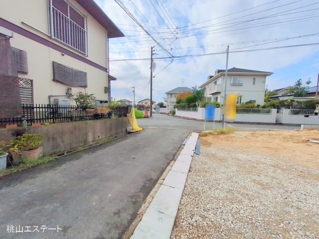 愛知県愛知郡東郷町白鳥１丁目の新築戸建て外構写真 2025年10月13日撮影