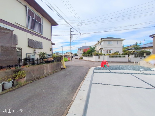 愛知県愛知郡東郷町白鳥１丁目の新築戸建て完成写真 2025年11月5日撮影