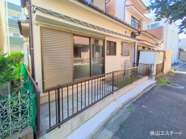 愛知県名古屋市中川区百船町の中古戸建て完成写真 2025年10月8日撮影