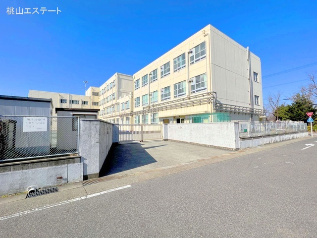 名古屋市立中小田井小学校 距離1400m