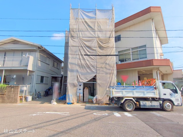 愛知県名古屋市西区こも原町の新築戸建てシート写真 2025年8月28日撮影