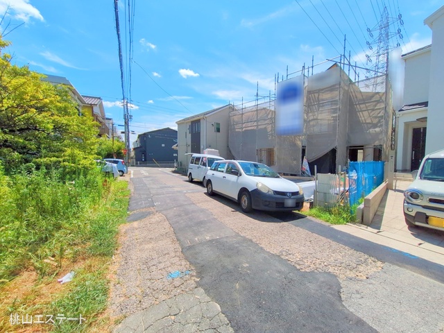 愛知県名古屋市緑区鳴丘1丁目の新築戸建てシート写真 2025年8月7日撮影