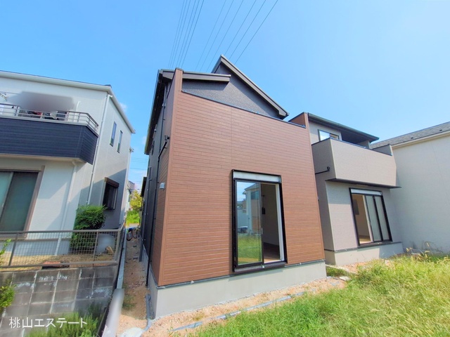 愛知県名古屋市緑区鳴丘1丁目の新築戸建て外構写真 2025年9月7日撮影