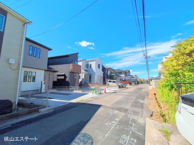 愛知県名古屋市緑区鳴丘1丁目の新築戸建て完成写真 2025年10月5日撮影