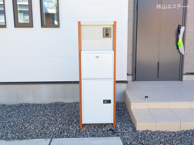 愛知県名古屋市緑区鳴丘1丁目の新築戸建て完成写真 2025年10月5日撮影