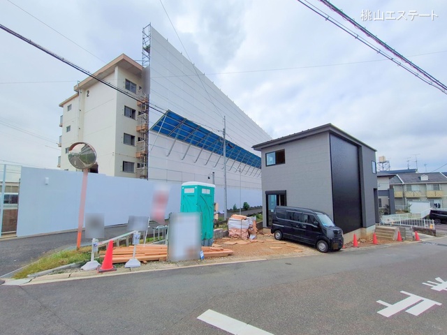 愛知県名古屋市千種区自由ケ丘1丁目の新築戸建て外構写真 2025年10月14日撮影