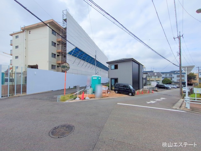 愛知県名古屋市千種区自由ケ丘1丁目の新築戸建て外構写真 2025年10月14日撮影