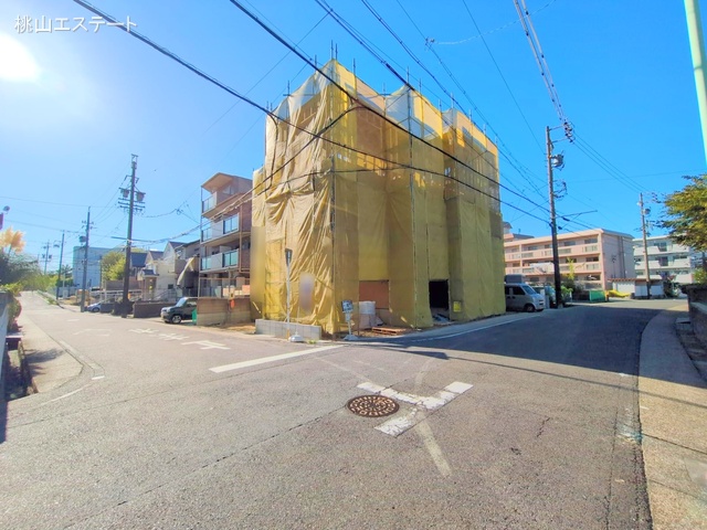 愛知県名古屋市名東区社が丘３丁目の新築戸建て上棟写真 2025年10月8日撮影