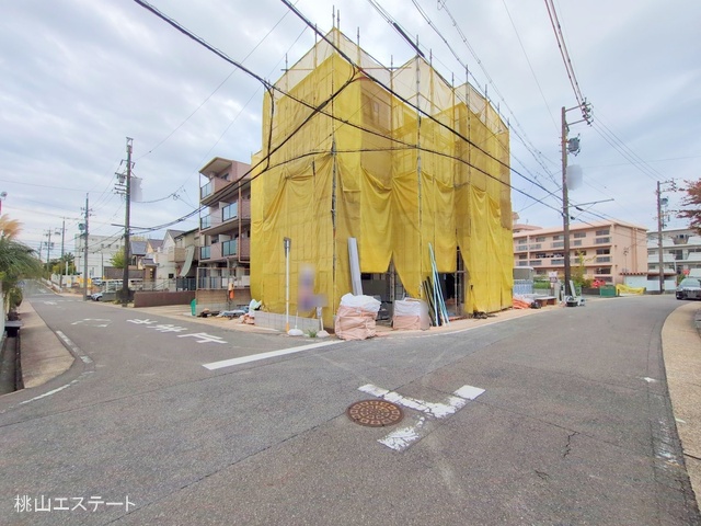 愛知県名古屋市名東区社が丘３丁目の新築戸建てシート写真 2025年11月4日撮影