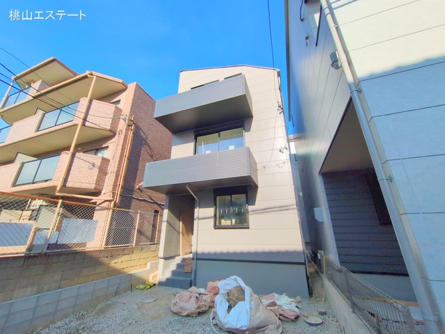 愛知県名古屋市名東区社が丘３丁目の新築戸建て外構写真 2025年12月10日撮影
