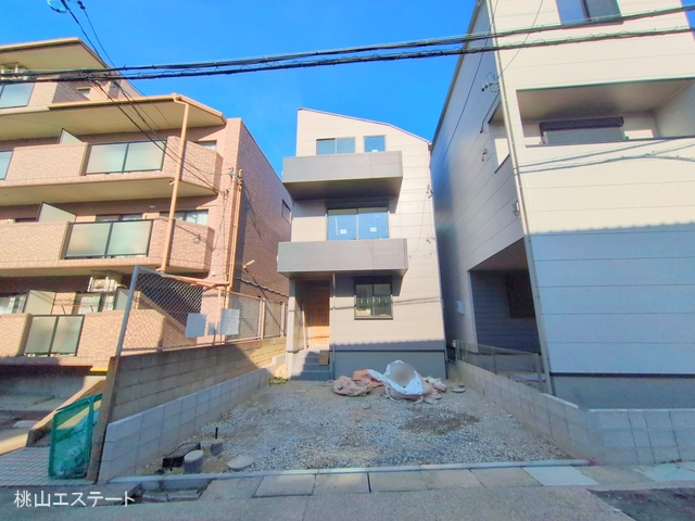 愛知県名古屋市名東区社が丘３丁目の新築戸建て外構写真 2025年12月10日撮影