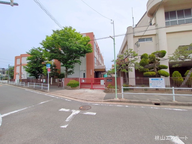 名古屋市立篠原小学校　距離650m