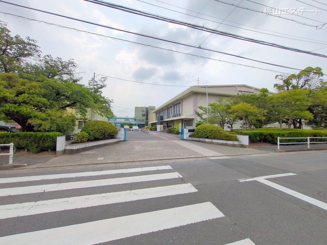 豊明市立栄小学校　距離420m