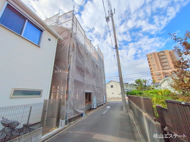 愛知県名古屋市昭和区折戸町３丁目の新築戸建て上棟写真 2025年11月10日撮影