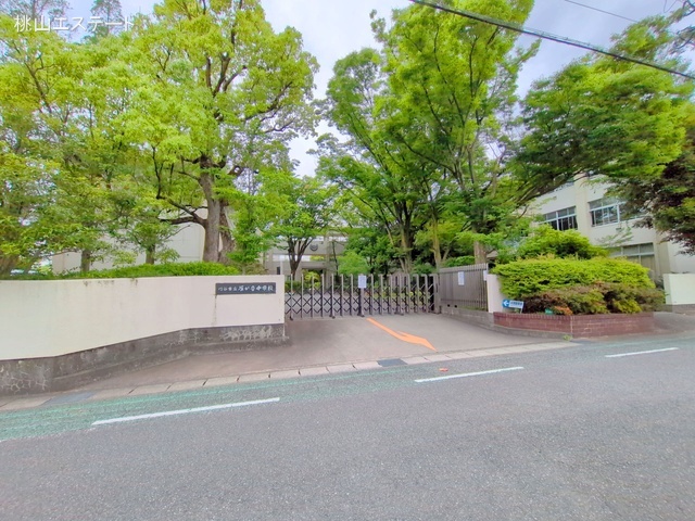 刈谷市立雁が音中学校　距離430m