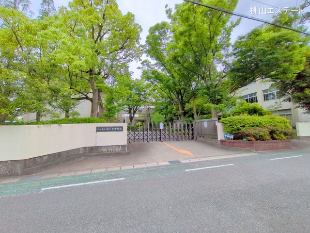 刈谷市立雁が音中学校　距離430m