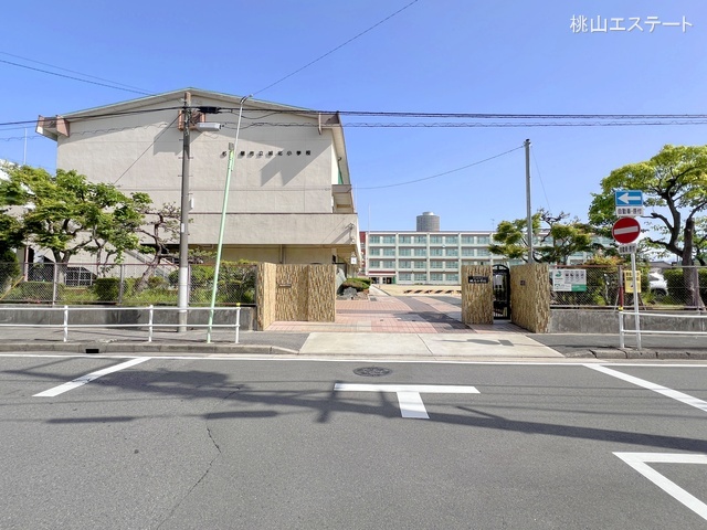 名古屋市立城北小学校 距離640m