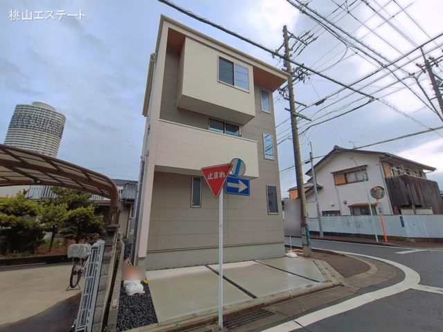 愛知県名古屋市北区成願寺1丁目の新築戸建て完成写真 2026年3月25日撮影