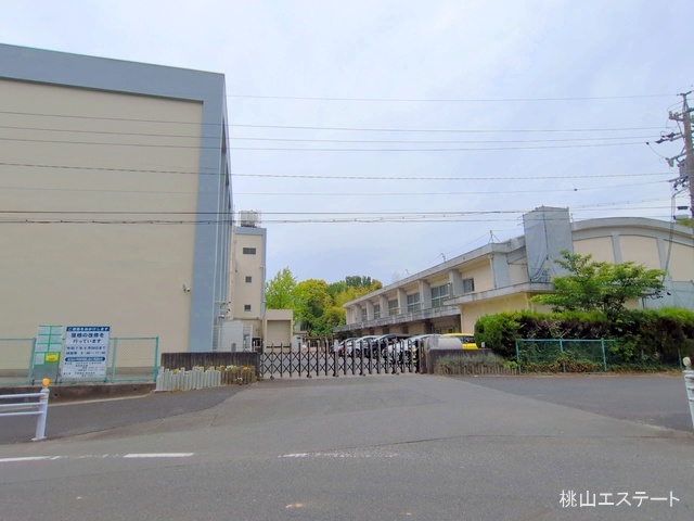 刈谷市立富士松北小学校　距離2200m