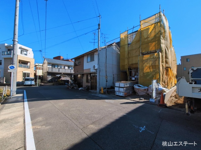 愛知県名古屋市中村区諏訪町2丁目の新築戸建てシート写真 2026年3月9日撮影