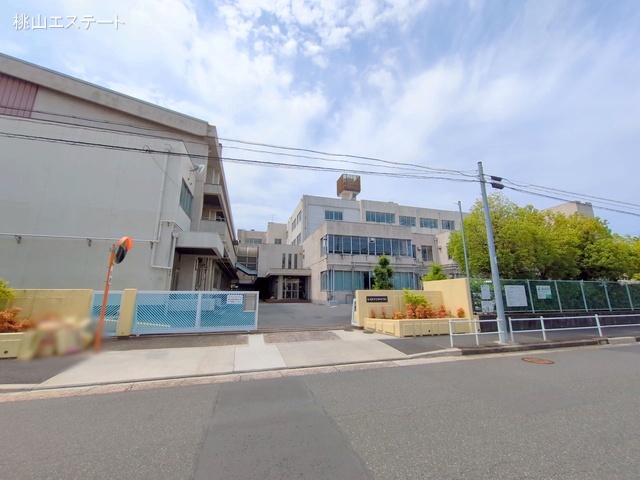 名古屋市立当知中学校　距離960m