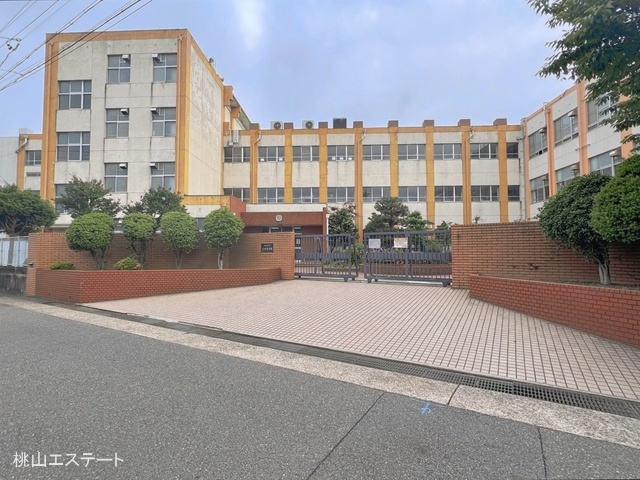 名古屋市立平田中学校　距離800m