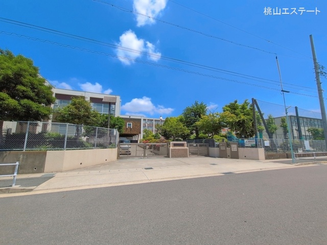 名古屋市立南陽小学校　距離750m