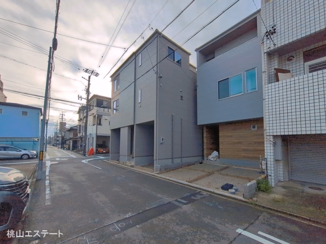 新築戸建て 名古屋市北区生駒町134 2号棟 外構
