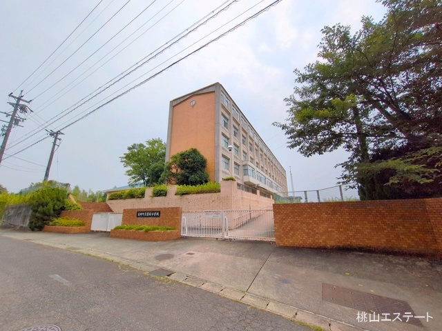東郷町立諸輪中学校